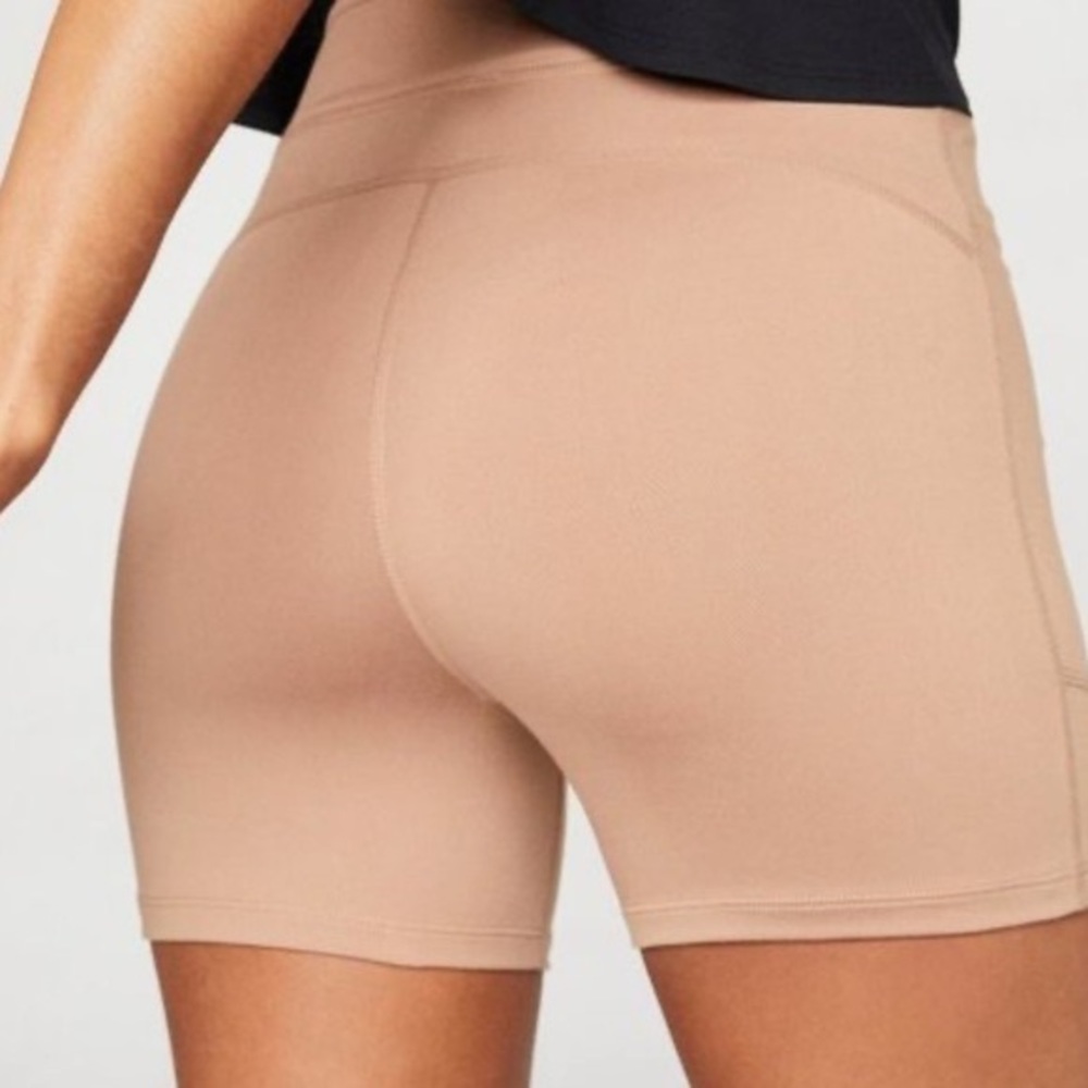 FP Movement Odessa Shorts, Active Yoga/Workout Size XS, Color Ice Coffee